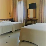 Don Jaime I Y Ii ゲストハウス セゴビア