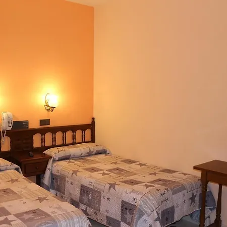 Guest house Don Jaime I Y Ii Segovia