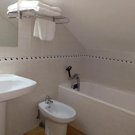 Don Jaime I Y Ii Segovia