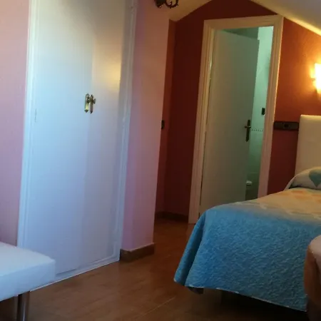 Don Jaime I Y Ii Guest house