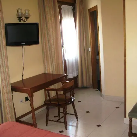 Guest house Don Jaime I Y Ii *