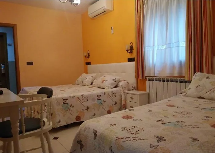 Don Jaime I Y Ii Maison d'hôtes Ségovie