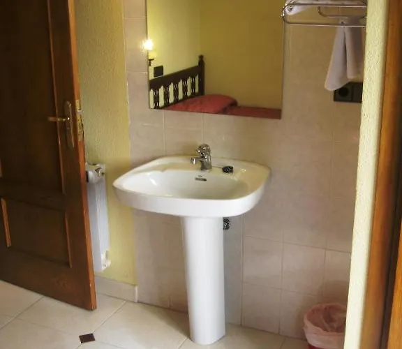 Don Jaime I Y Ii ゲストハウス *