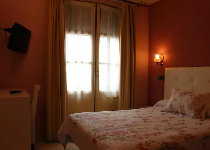 Don Jaime I Y Ii Maison d'hôtes Ségovie