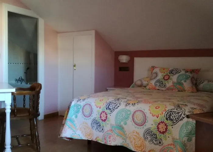 Don Jaime I Y Ii ゲストハウス セゴビア